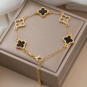 Black Clover Bracelet Z289